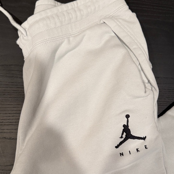 Grey Joggers with Jumpman Logo - Picture 3 of 8